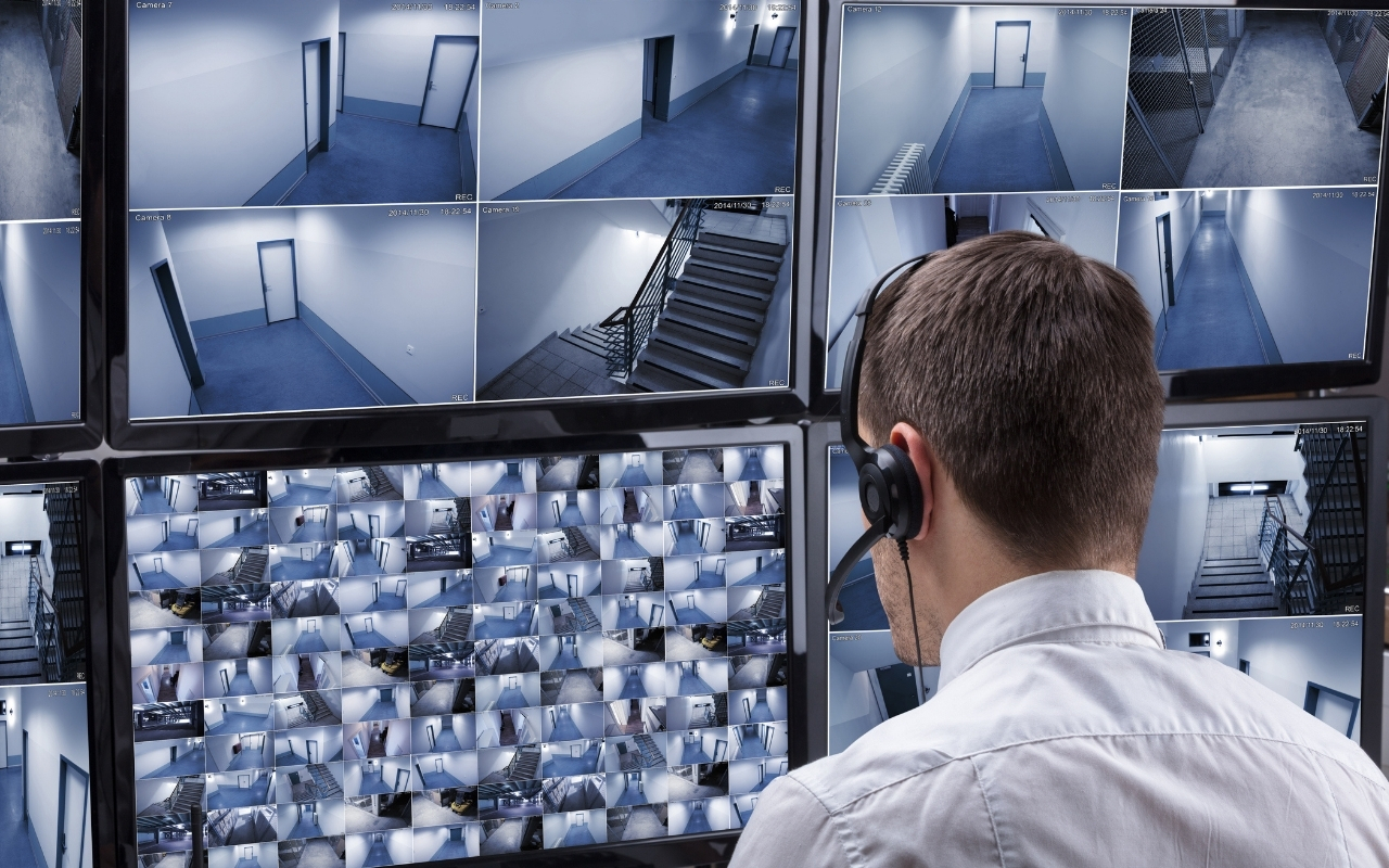Surveillance cameras for hotel lobby security in Sugar Land